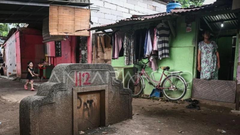 Masih Bertahan Di Tpu Kebon Nanas Jaktim Puluhan Warga Kena Sp 2