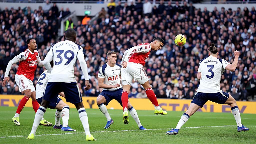 Berbalas Gol Tottenham Vs Arsenal Imbang 1 1 Di Babak Pertama