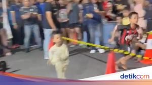 Polda Riau Gelar Lomba Lari Malam Di Pekanbaru Ajak Bocil Hindari Balap Liar