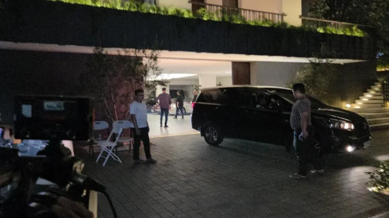 3 Mobil Penyidik Kpk Keluar Usai 1 Jam Geledah Rumah Wamen Imipas Silmy Karim